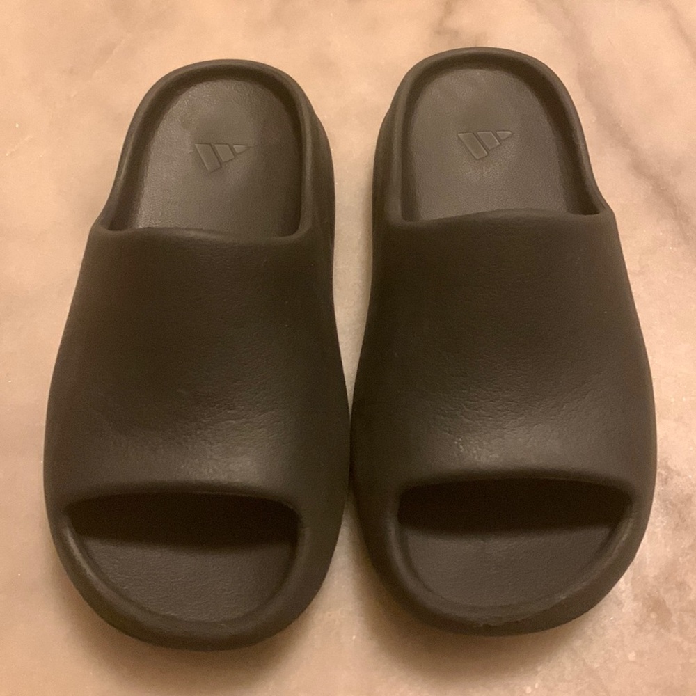 Yeezy Slides